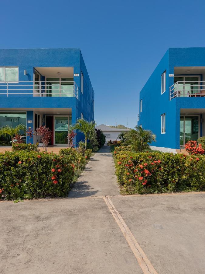 Harbour Island Residences Jolly Harbour Dış mekan fotoğraf